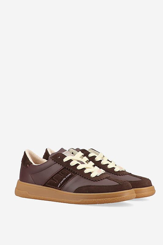 East Pacific Trade Sneakers at Mayke.com