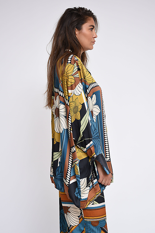 AVDW Blouses Yellow