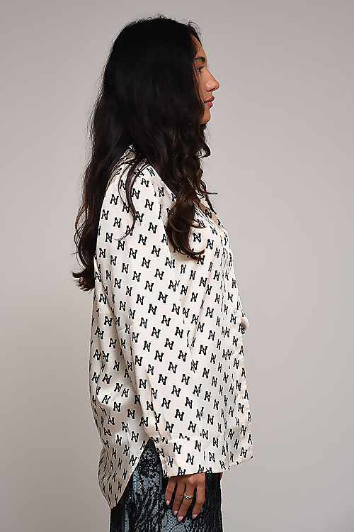 AVDW Blouses Beige