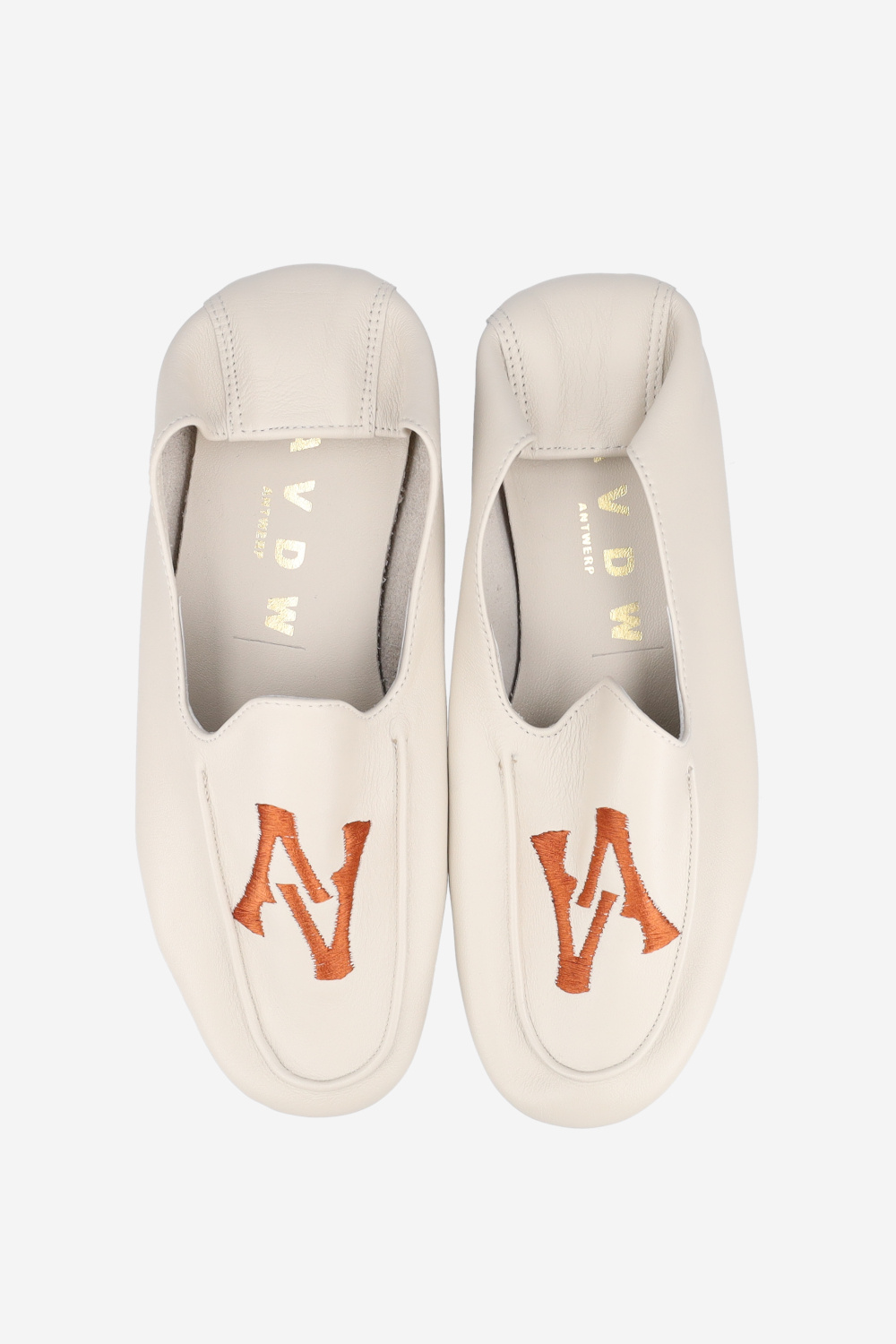 AVDW Loafers Beige