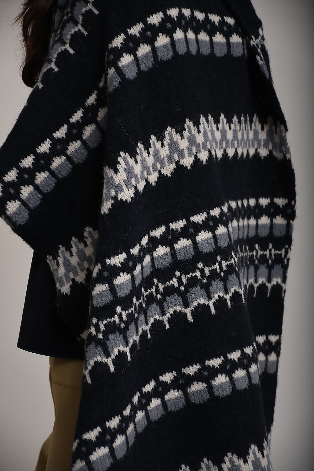 Barena Scarfs Black