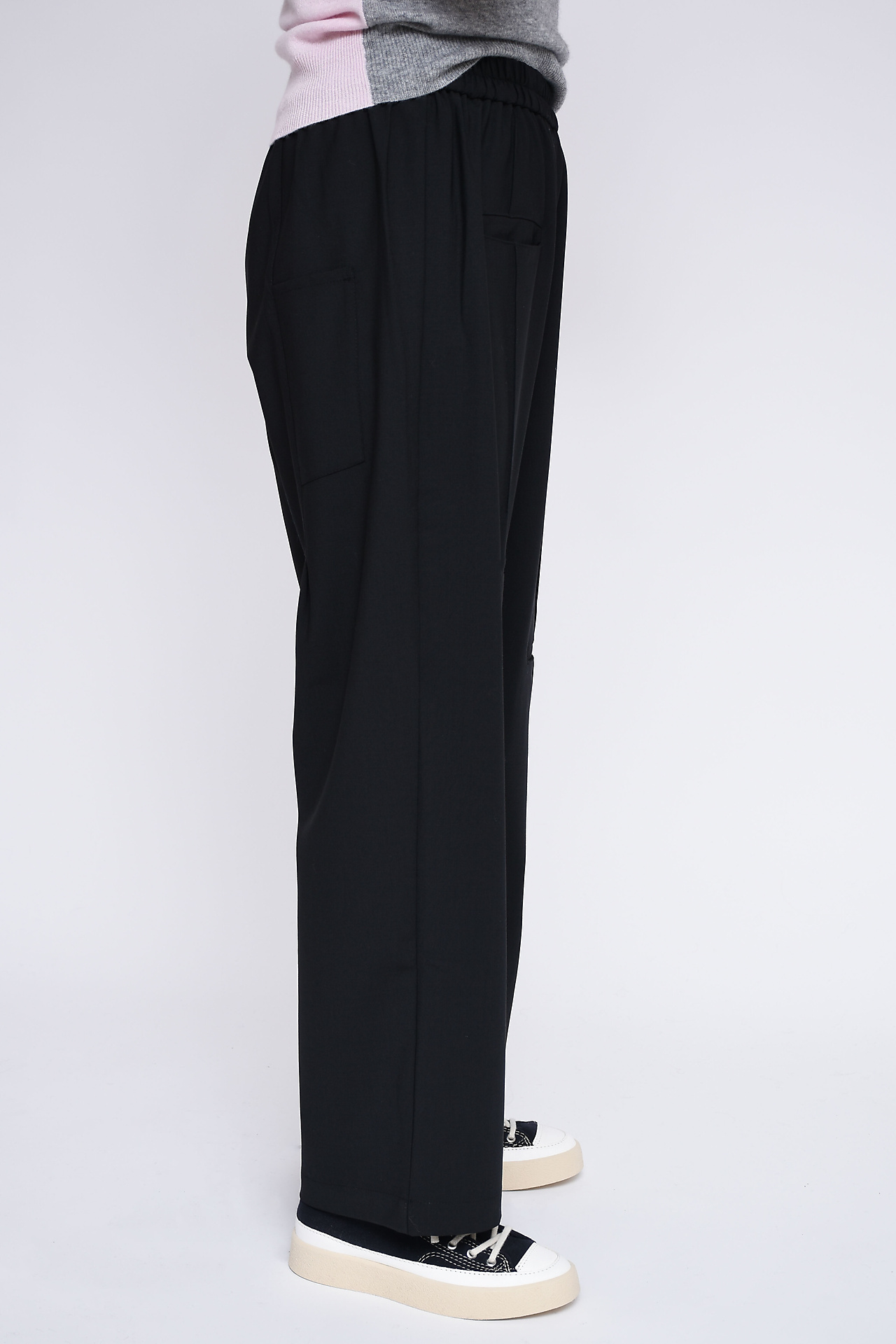 Cordera Carrot Pants, Black