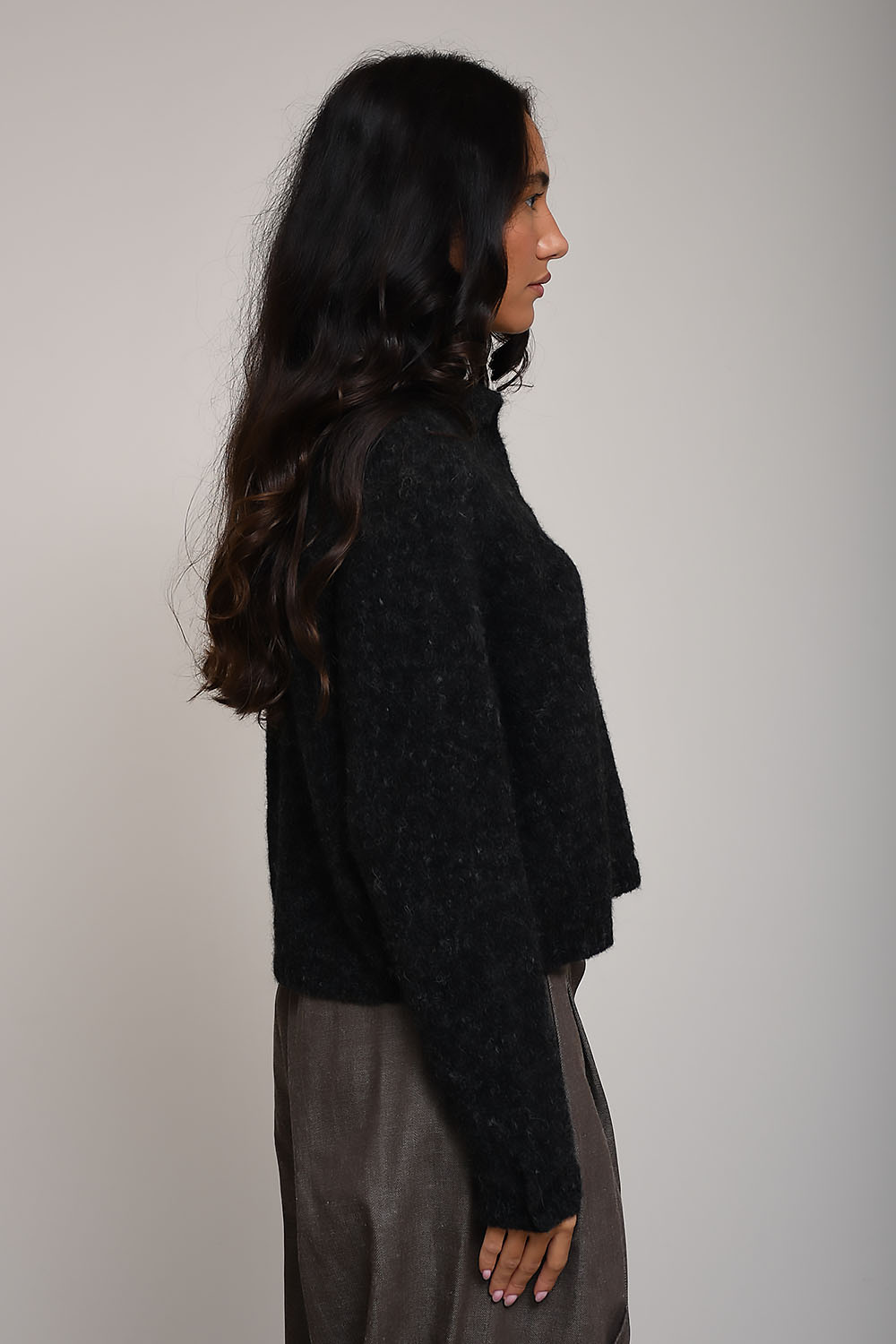 Cordera Sweaters Black