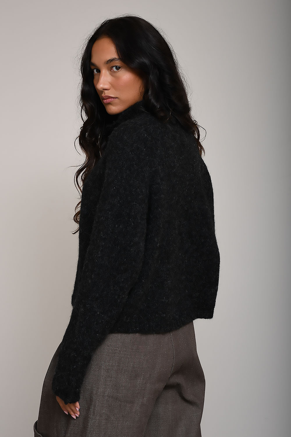 Cordera Sweaters Black