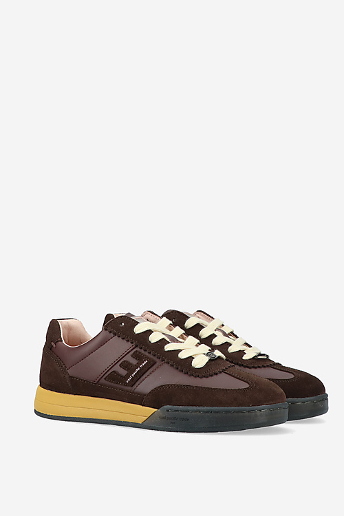 East Pacific Trade Sneakers Bruin