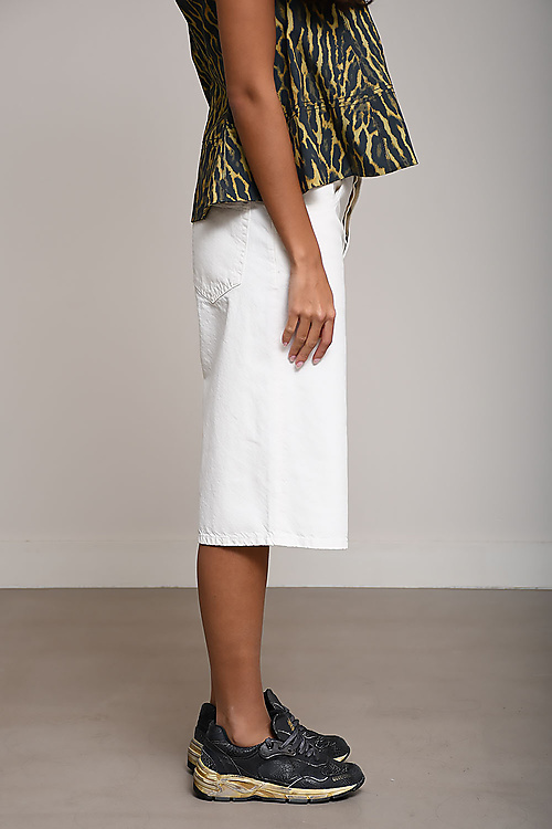 Haikure Shorts White