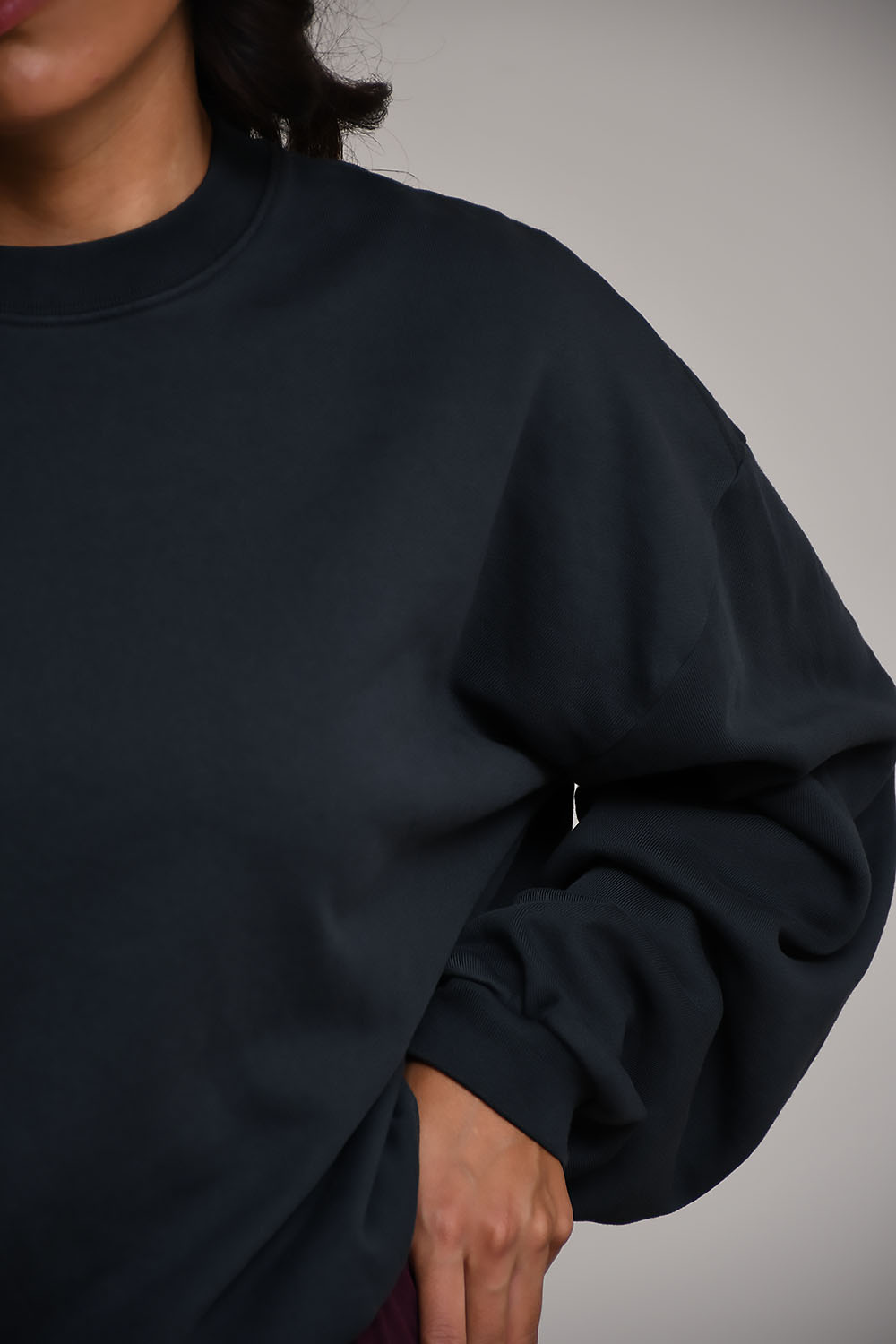 Haikure Sweaters Zwart