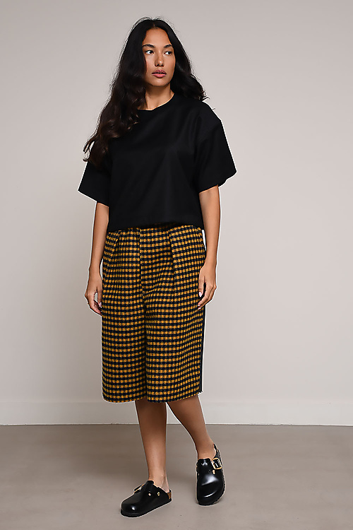 Jejia Shorts Yellow