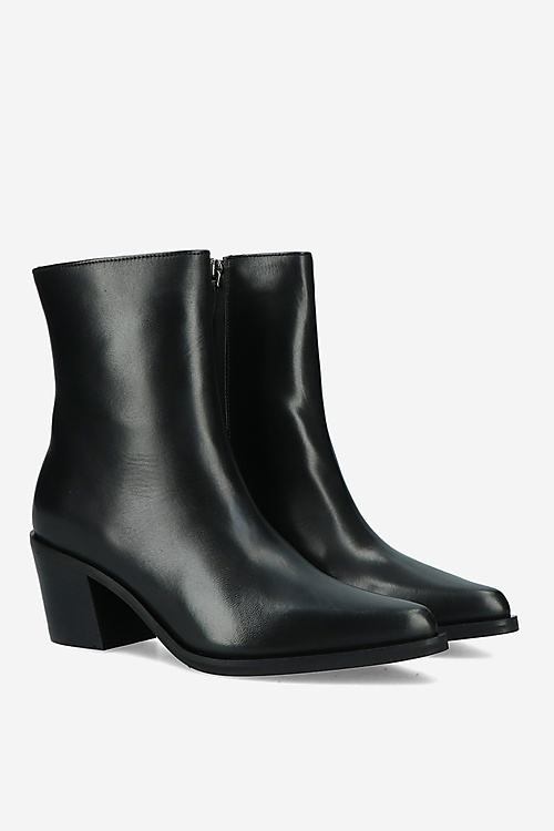 Julia Cerutti Boots Black