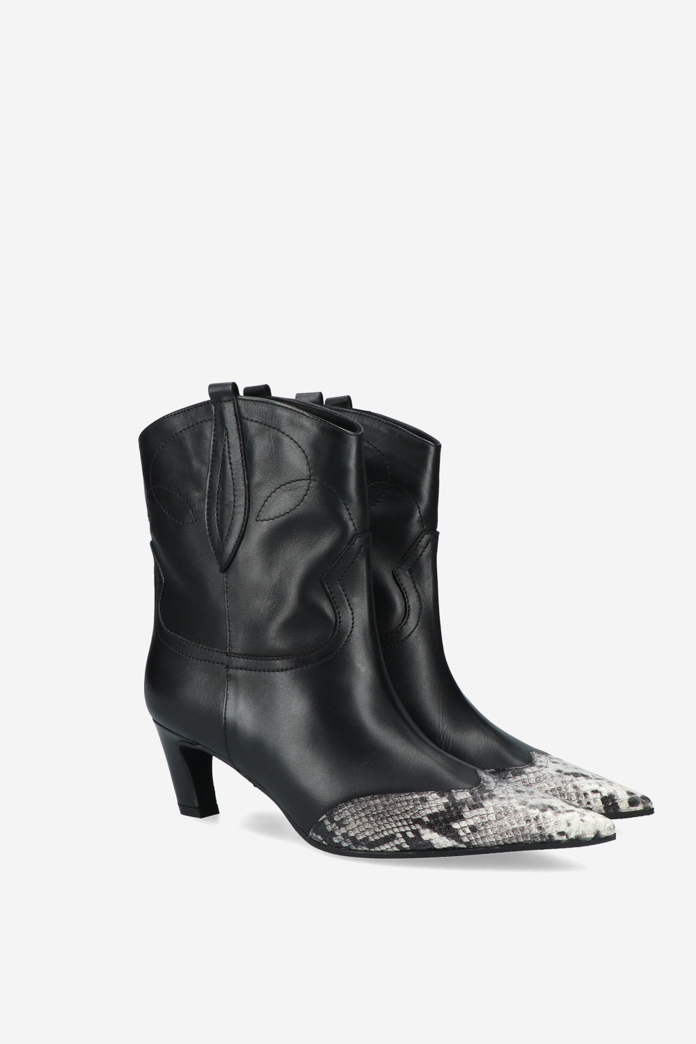 Laura Ricci Boots Black