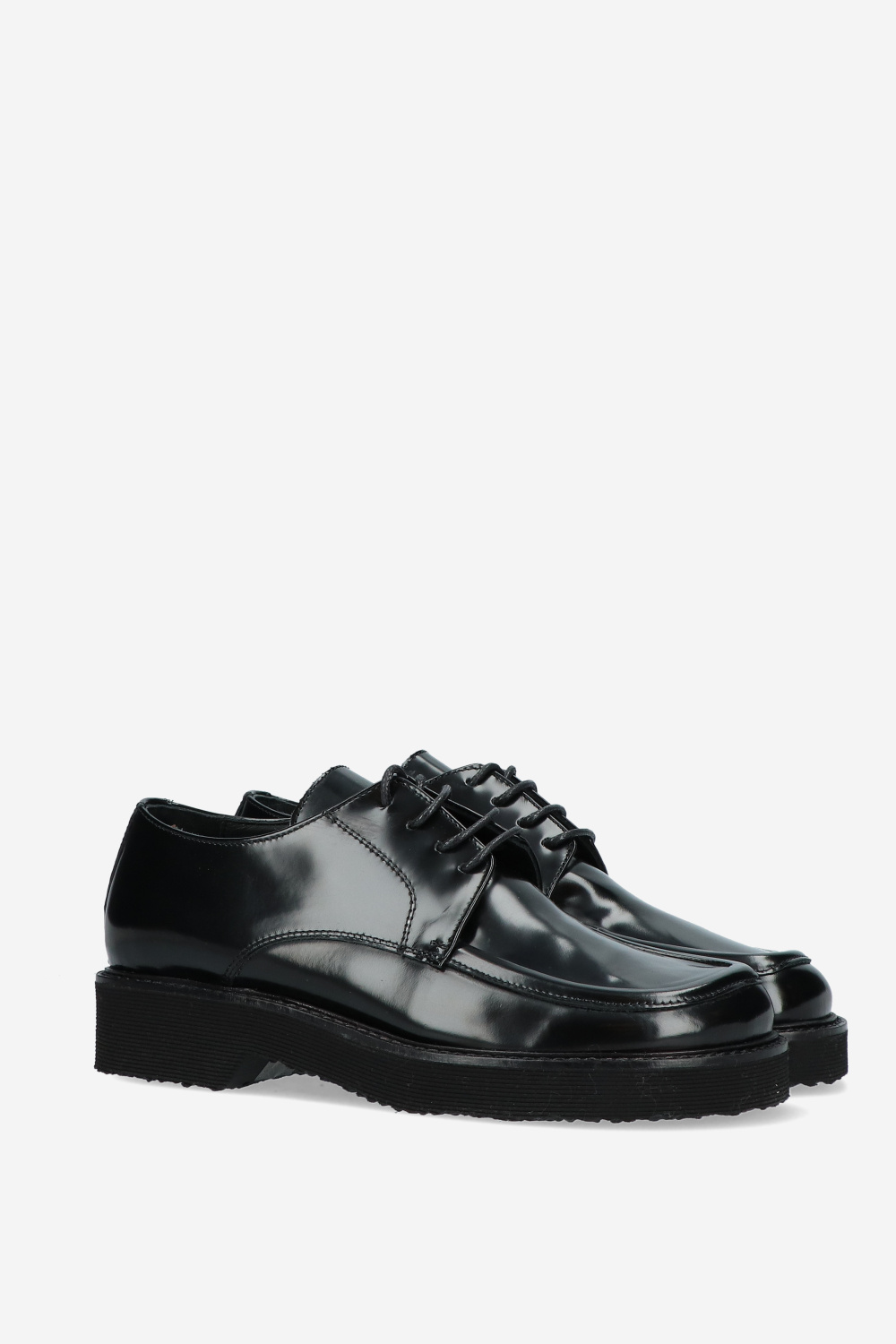 Laura Ricci Laced shoes Black