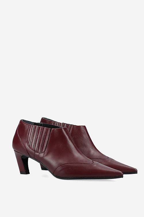 Laura Ricci Laarzen Bordeaux
