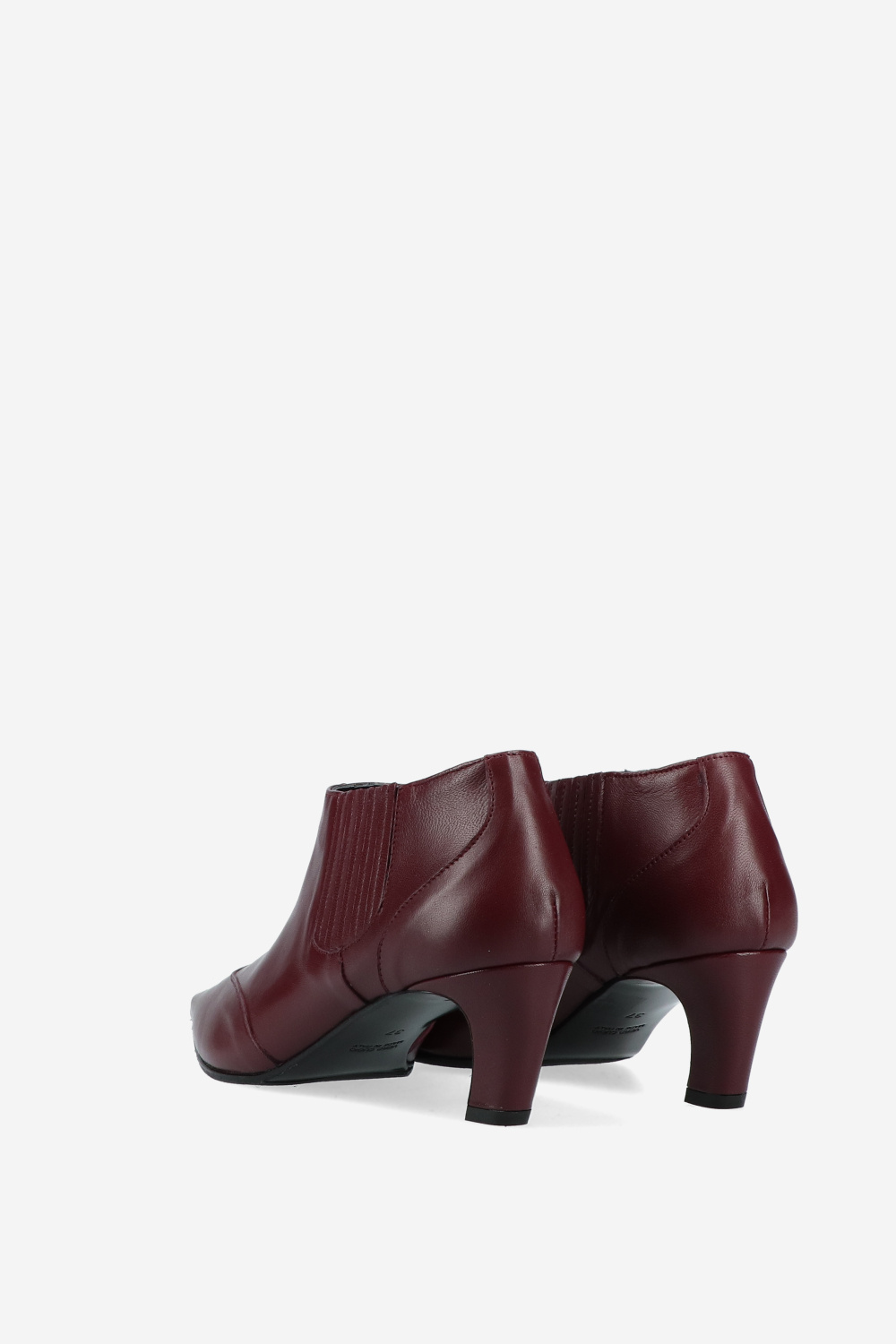 Laura Ricci Laarzen Bordeaux