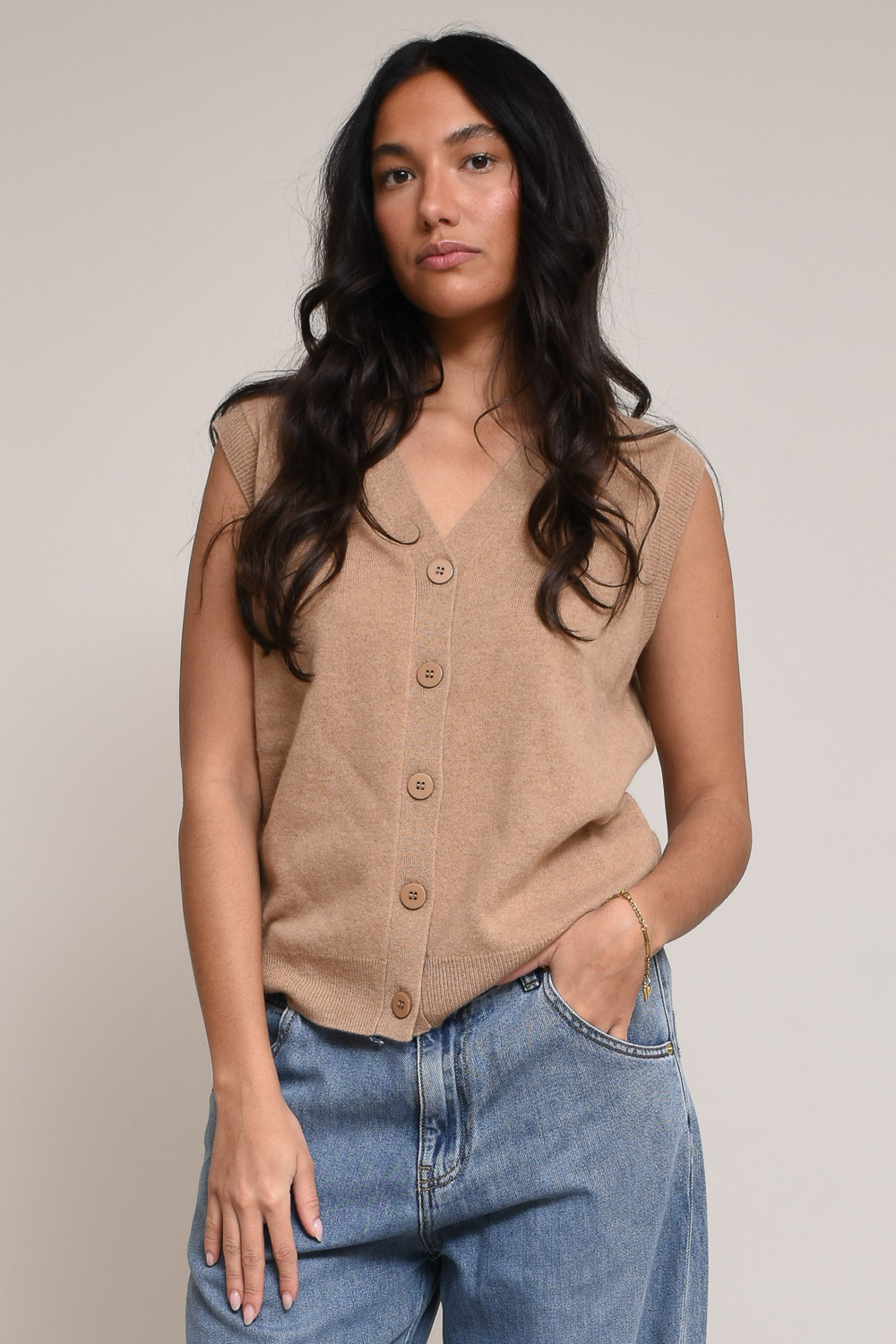 Les tricots de lea Cardigans Camel