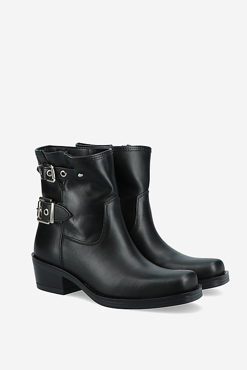 Lucio Moretti Boots Black