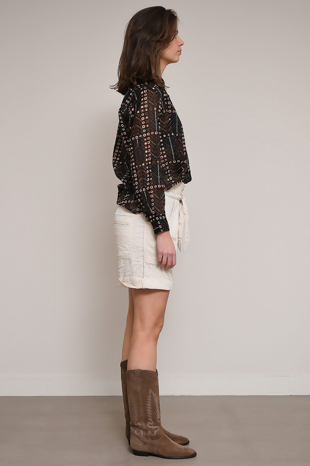 Marant Etoile Shorts Neutral