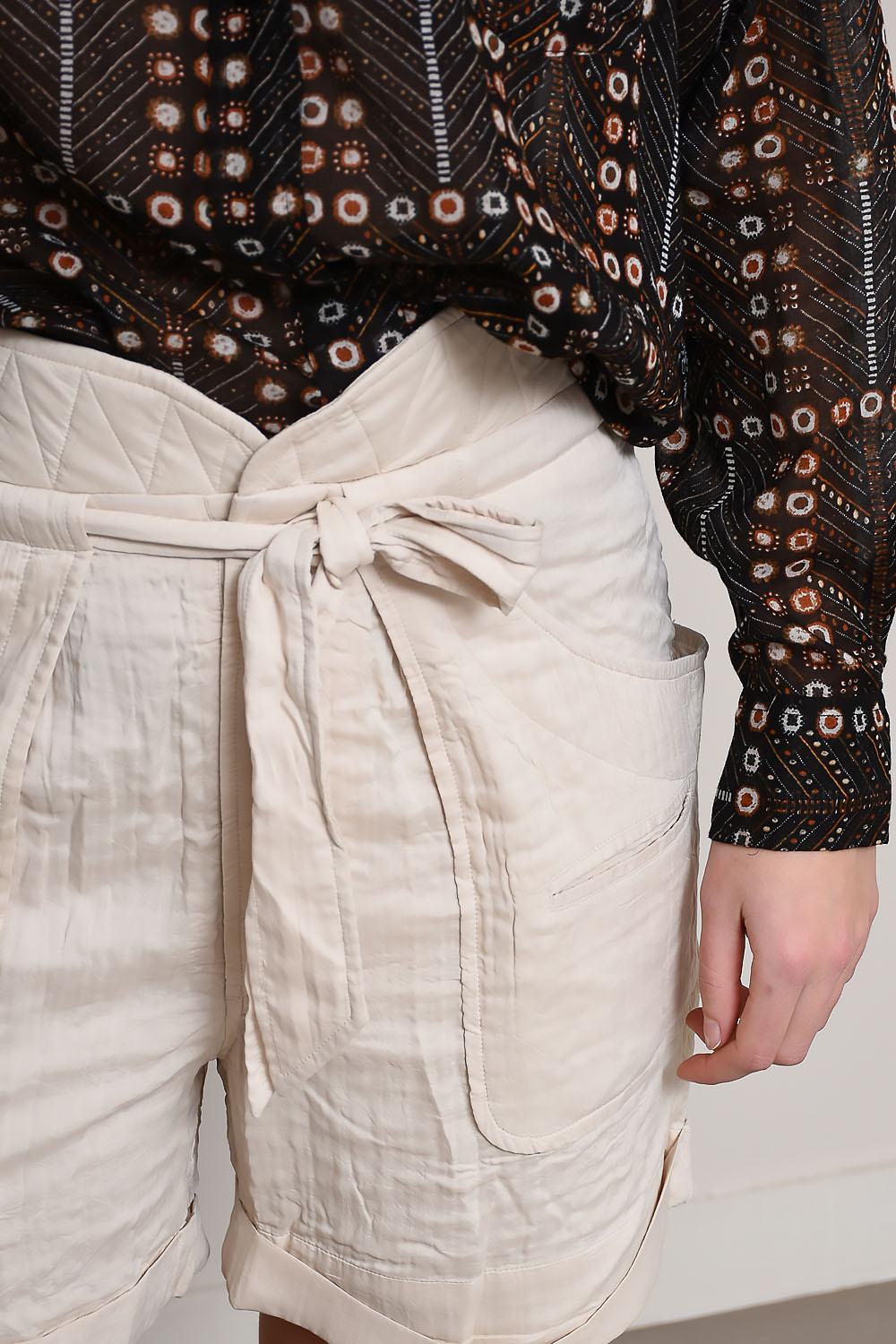 Marant Etoile Shorts Neutral