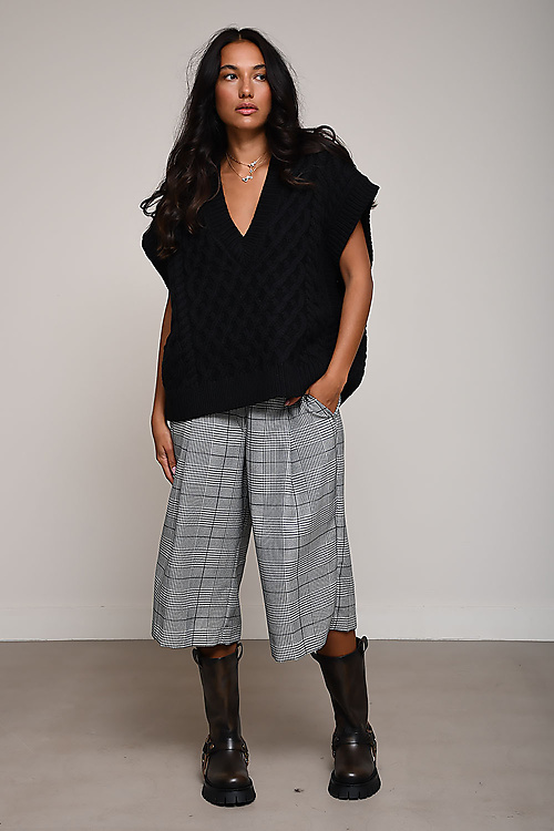 Mr Mittens Sweaters Black