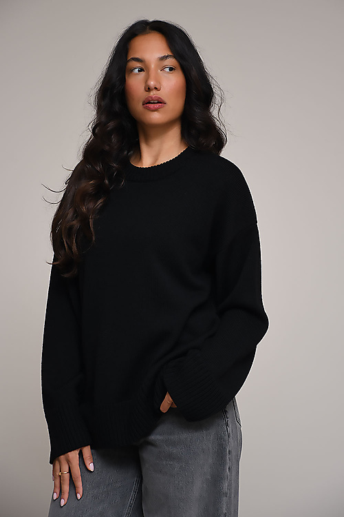 Rhea Tops Zwart