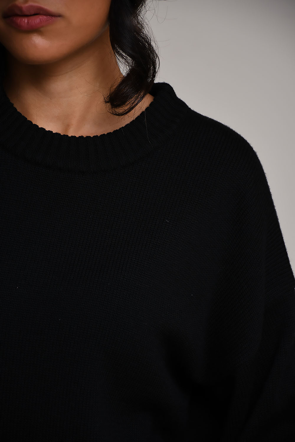 Rhea Tops Black