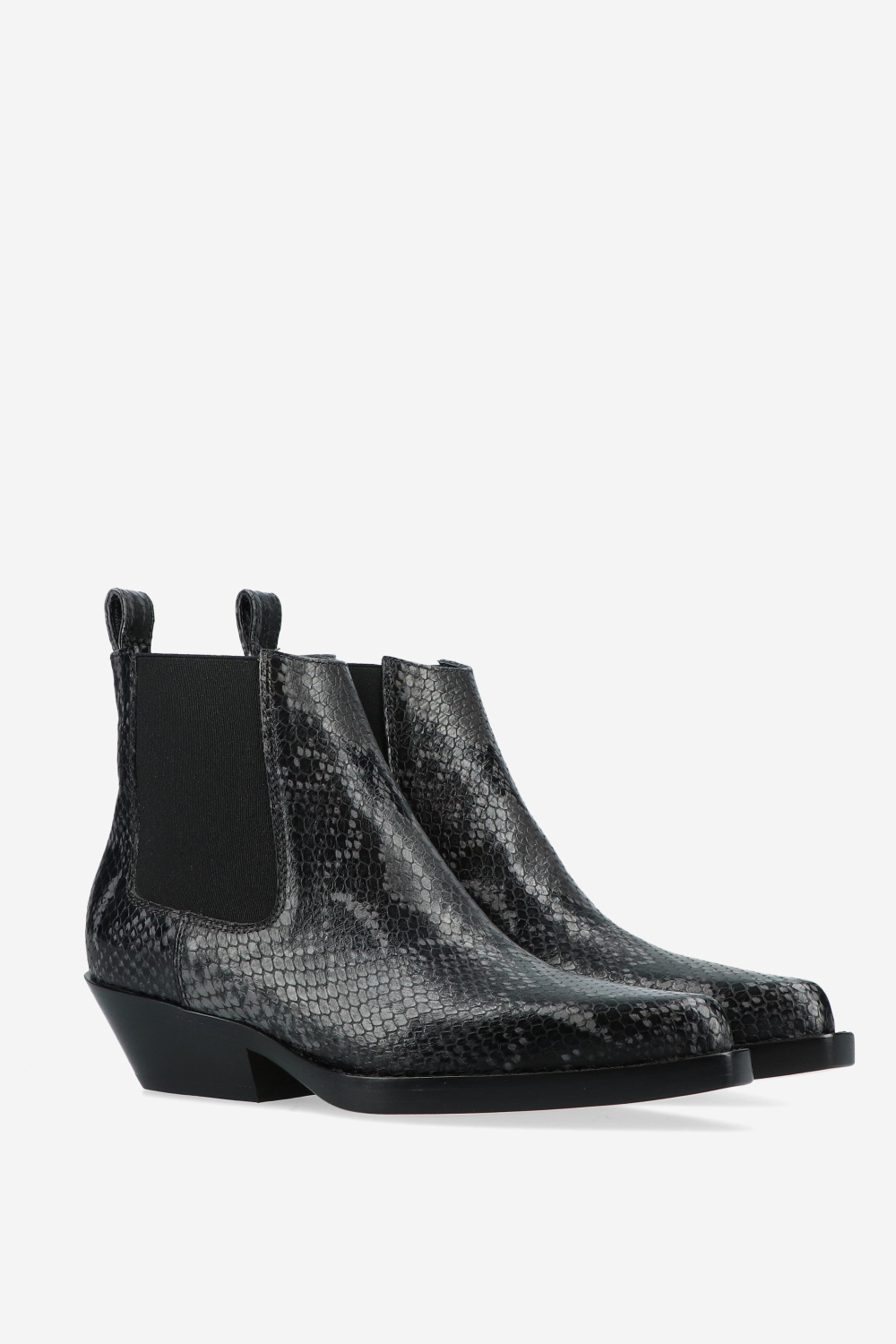 Rotue Boots Grey