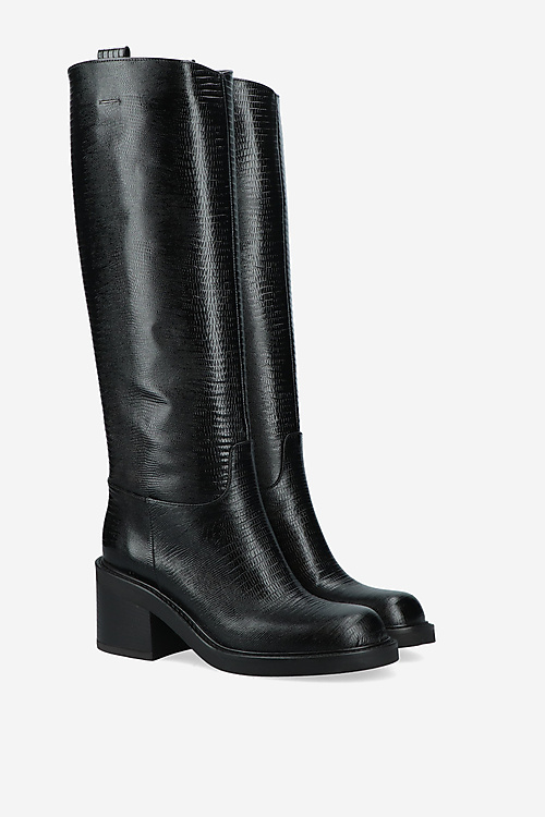 Rotue Boots Black