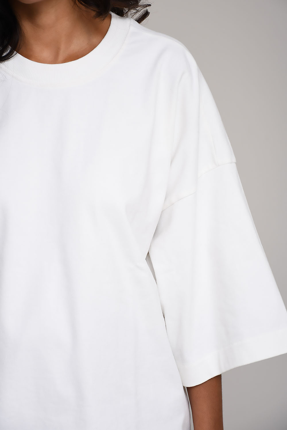 Tenue. Tops Wit