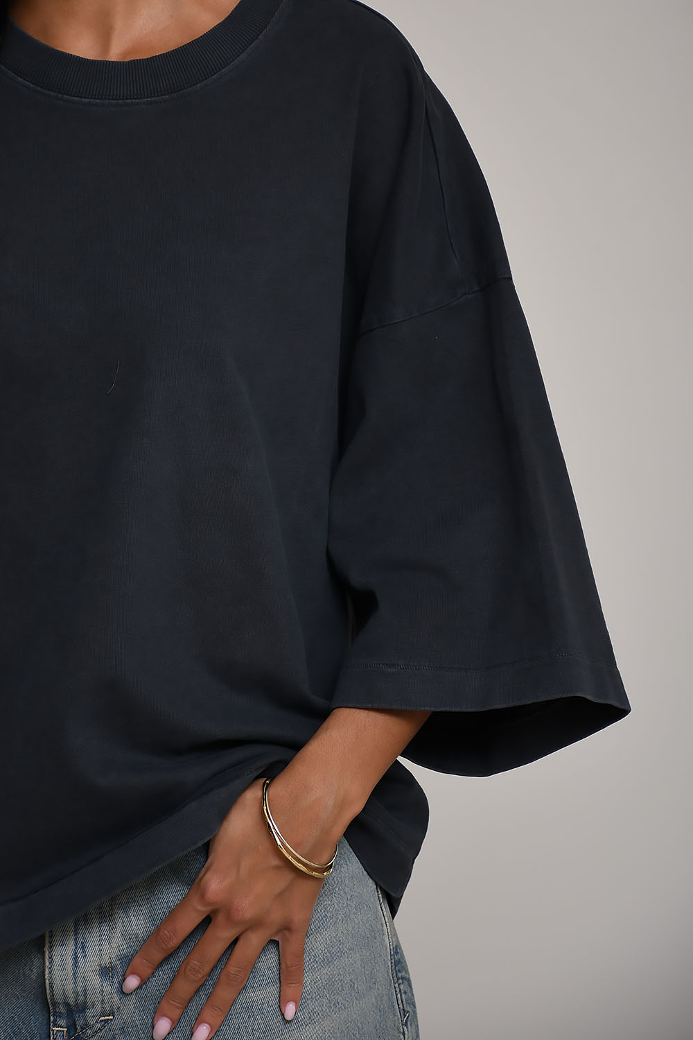 Tenue. Tops Grey