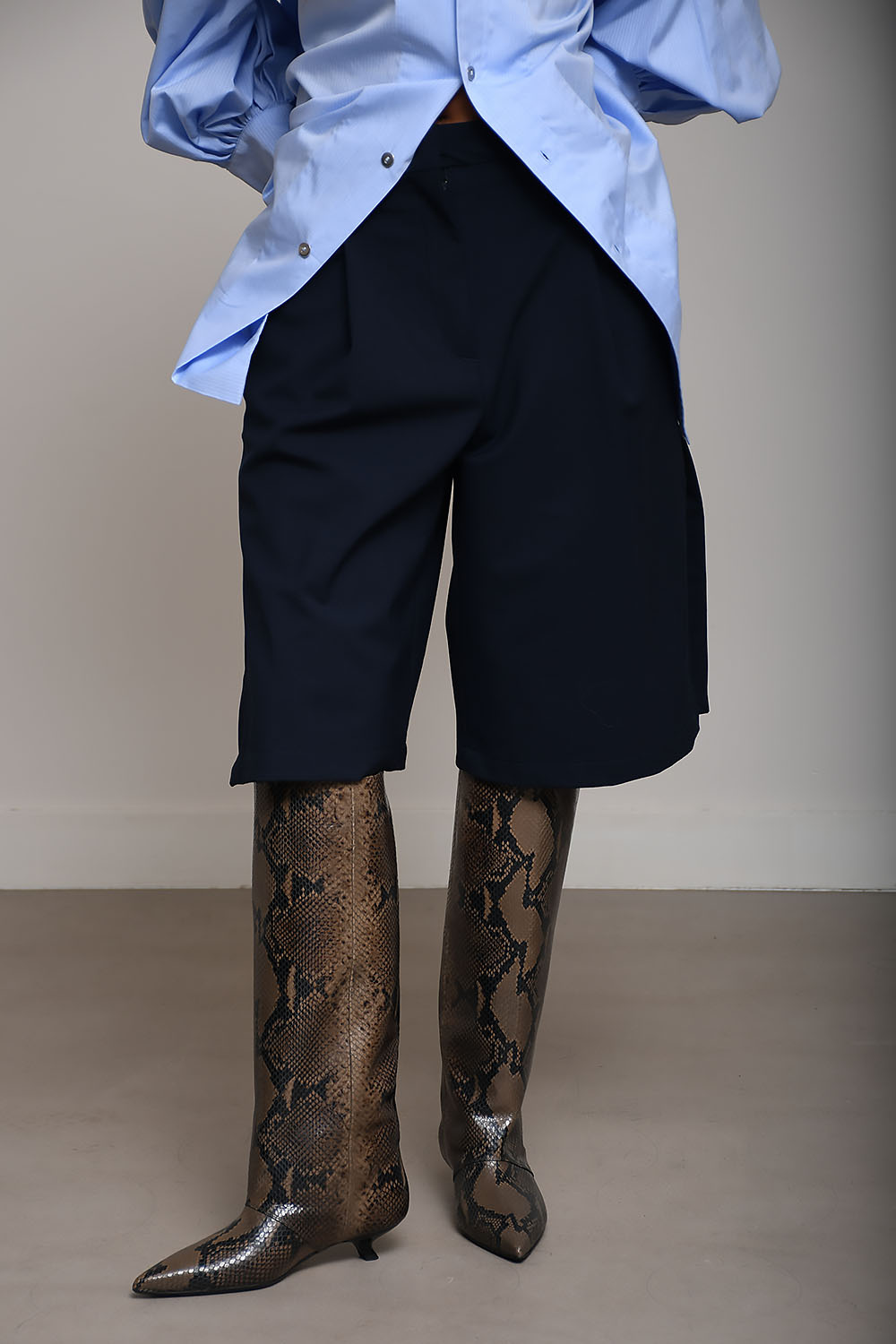 TheLatest Shorts Blauw