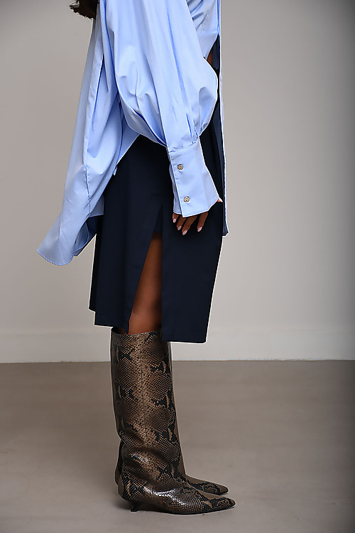 TheLatest Shorts Blauw