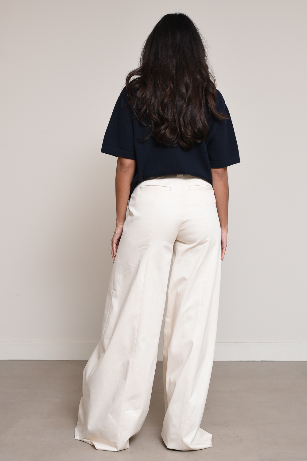 TheLatest Trousers Beige